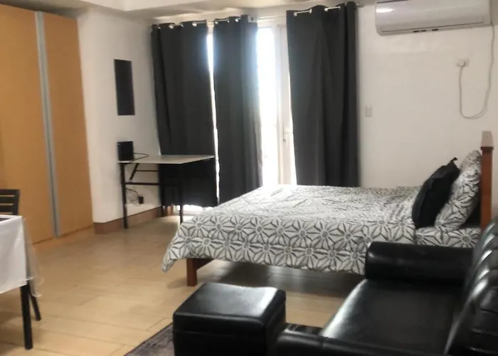 Victorian Place Simple Yet Luxurious Homestay Manila